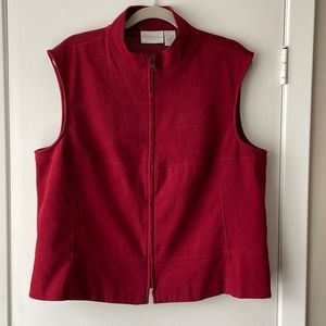 Lady’s vegan suede vest.